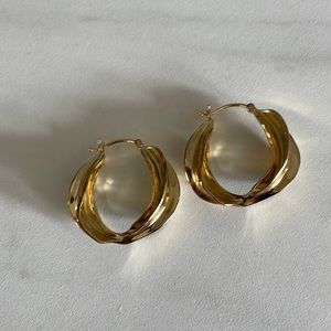 Wavy Gold Hoops
